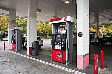 传华纳正在制作《蝙蝠侠：阿卡姆疯人院》重制版